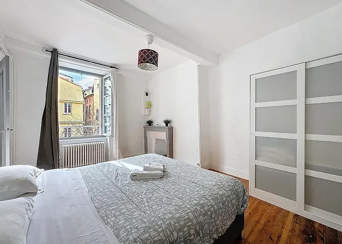 Apartment Cl-fd Centre Historique Marche Aux Poissons B Clermont-Ferrand